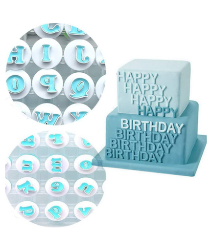 Ensemble de Moules à Biscuits avec Lettres de l'Alphabet